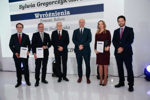 od lewej: prok. Tomasz Salwa, mec. Benedykt Fiutowski, prof. Marek Safjan, Minister Łukasz Piebiak, mec. Sylwia Gregorczyk-Abram, prof. Paweł Wiliński, fot borys skrzynski www.artzoom.pl tel 602 216 814 dla Rzeczpospolitej - Ranking Kancelarii Prawnych 2017